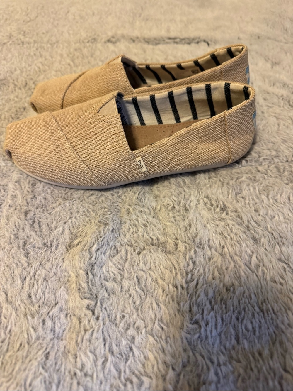Toms Beige Canvas Slip-On Flats - Picture 6 of 7